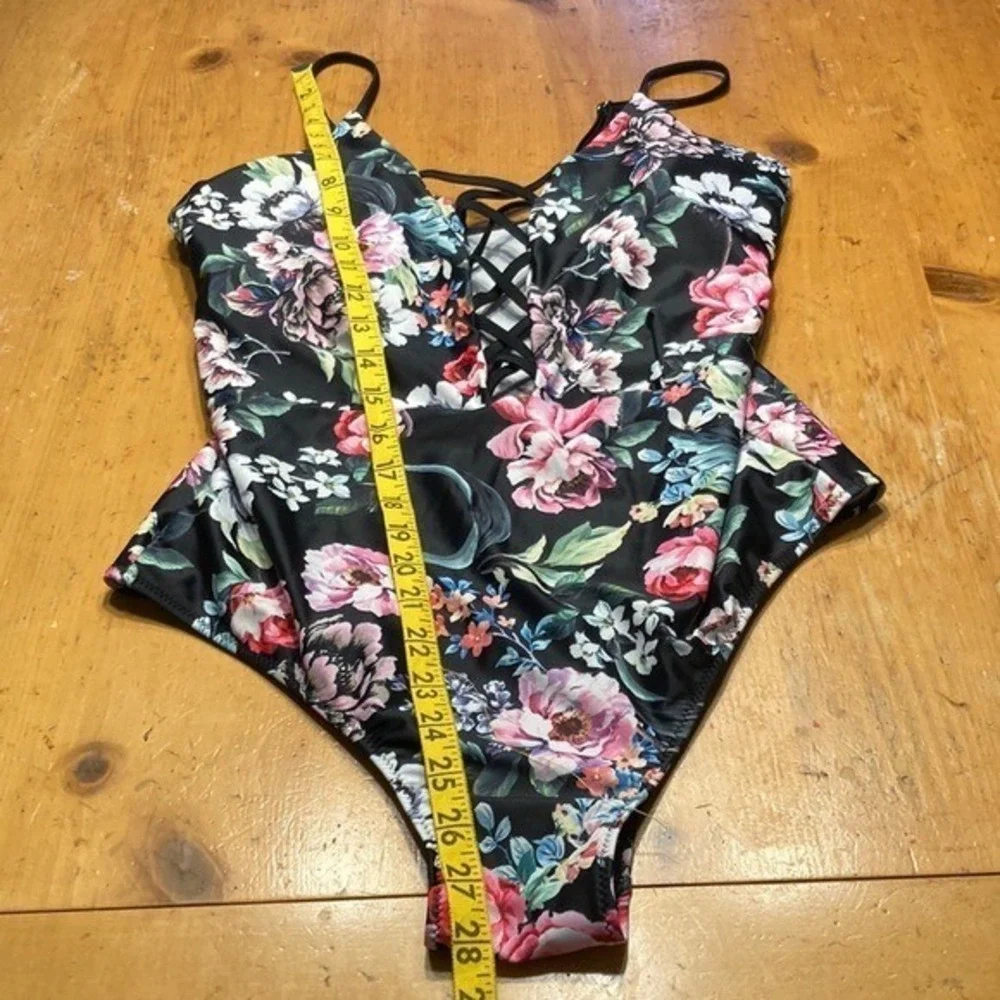 Dilinte Boho-Chic Romantic Floral Lace Up One Piece Swimsuit Tropical Large‎